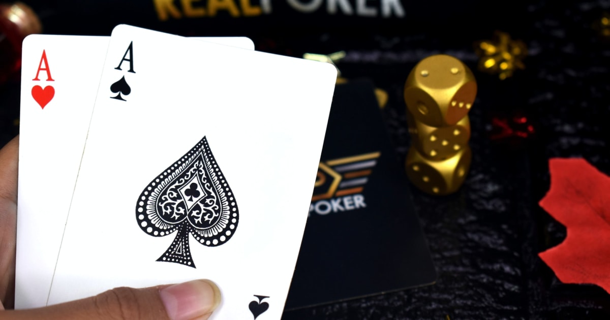 Jugar al póquer: la mejor estrategia y consejos para escalar